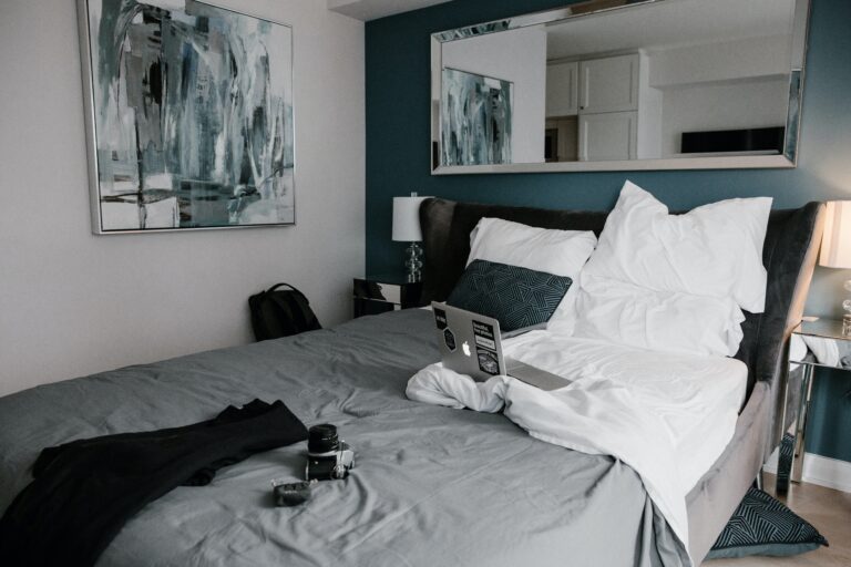 Refresh Your Space: Contemporary Bedroom Design Ideas to Create a Cozy Retreat