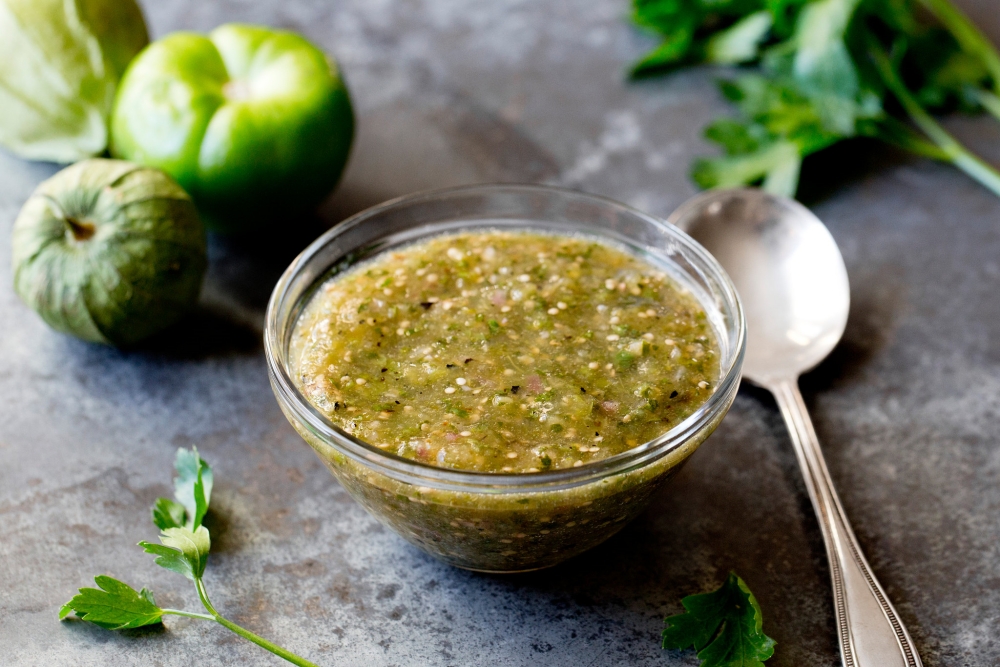 Spice Up Your Meals with a Delicious Tomatillo Salsa Recipe Nick Lachey