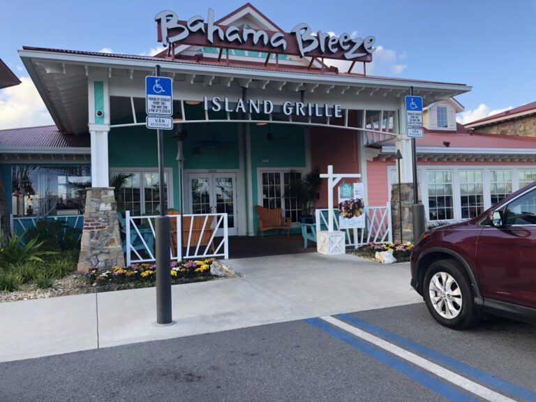 Exploring the Refreshing Flavors of Bahama Breeze