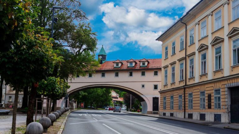 Paul Ossmann: Weatherman or Comedian?