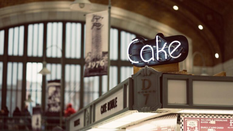 Exploring Kanye West’s Teeth: A Comprehensive Look