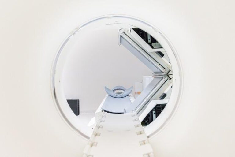 MRI Brain Scan: With vs. Without Contrast Explained