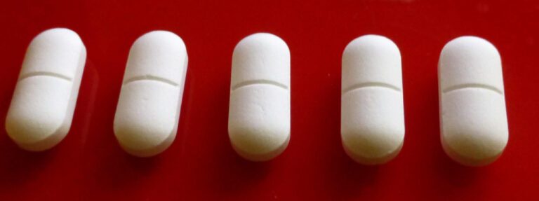 Understanding Ibuprofen 600 mg Tablet: Uses, Dosage, and Side Effects