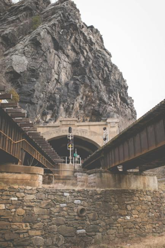 Explore West Virginia’s Majestic Rivers