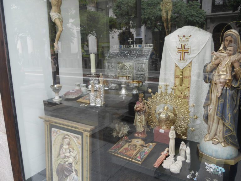 Bridge Credit Union: Your Financial Lifeline!