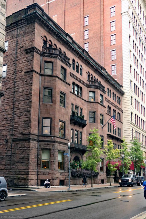 Discover the Exclusive Duquesne Club: Where the Elite Meet to Eat