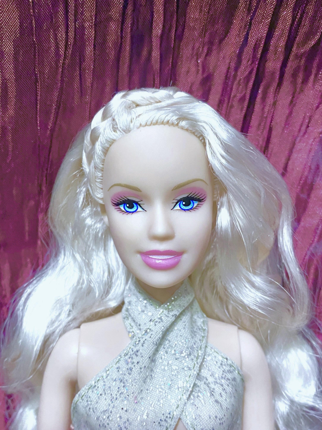 Why Maisie Williams’ Masquerade Ball is the Ultimate Fantasy