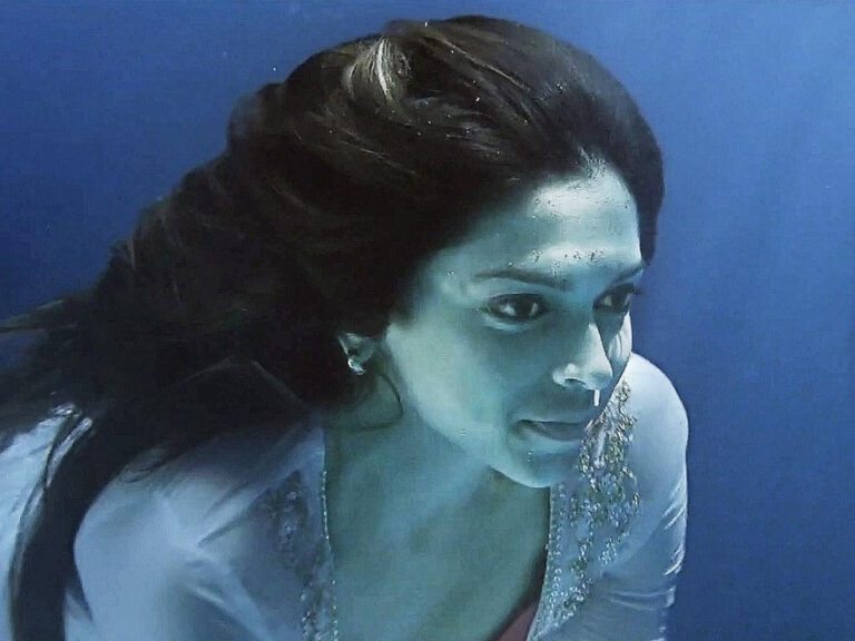 Uncovering the Passionate Love Story of Deepika Padukone and Ranbir Kapoor