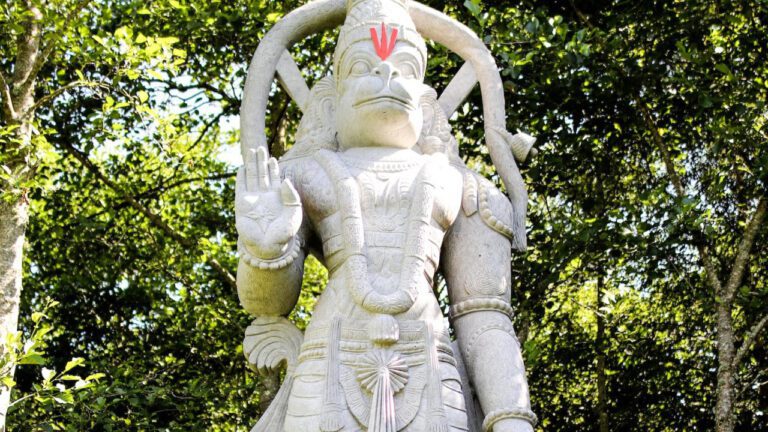 Discover the Powerful Hanuman Ji Aarti Lyrics in Hindi