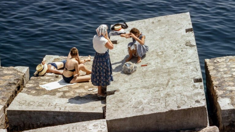 Discovering Vintage Happy Mothers Day Best Friend Images