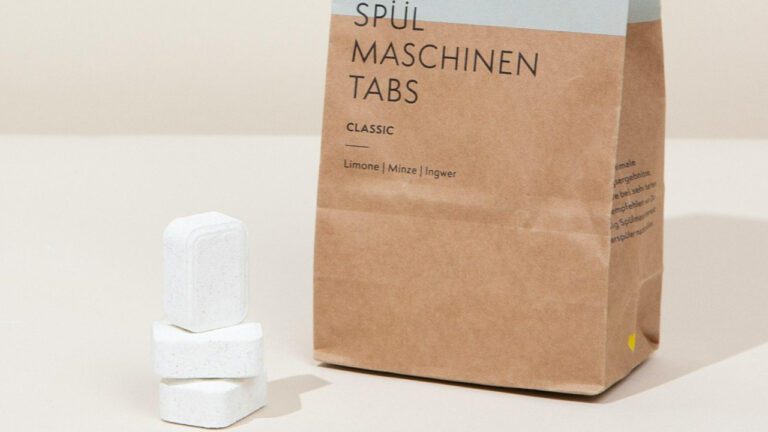 Stunning Tab Benoit Wife Photos: A True Testament to Love