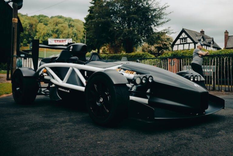 Ariel Tweto Net Worth: What is the Alaskan Bush Pilot Worth