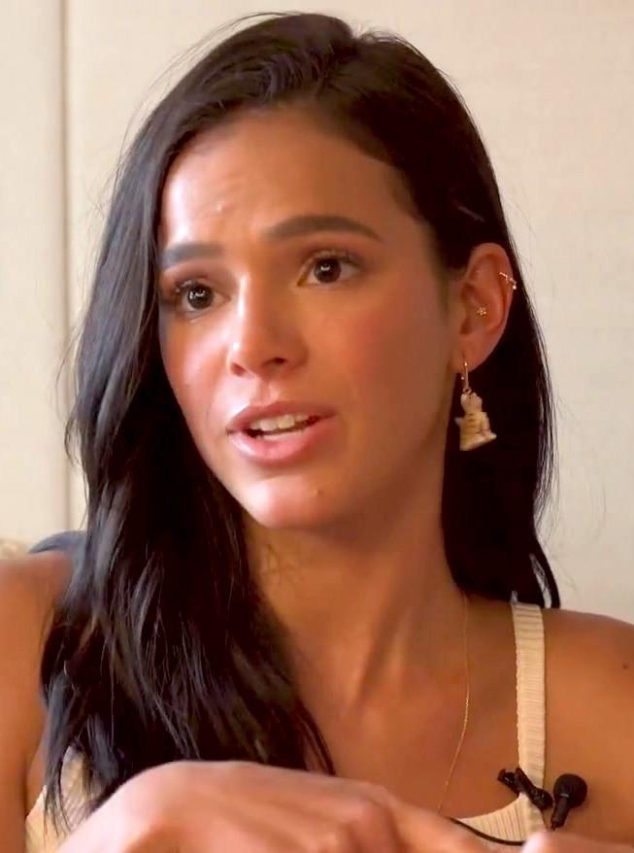 Discover the Truth About Bruna Marquezine’s Height
