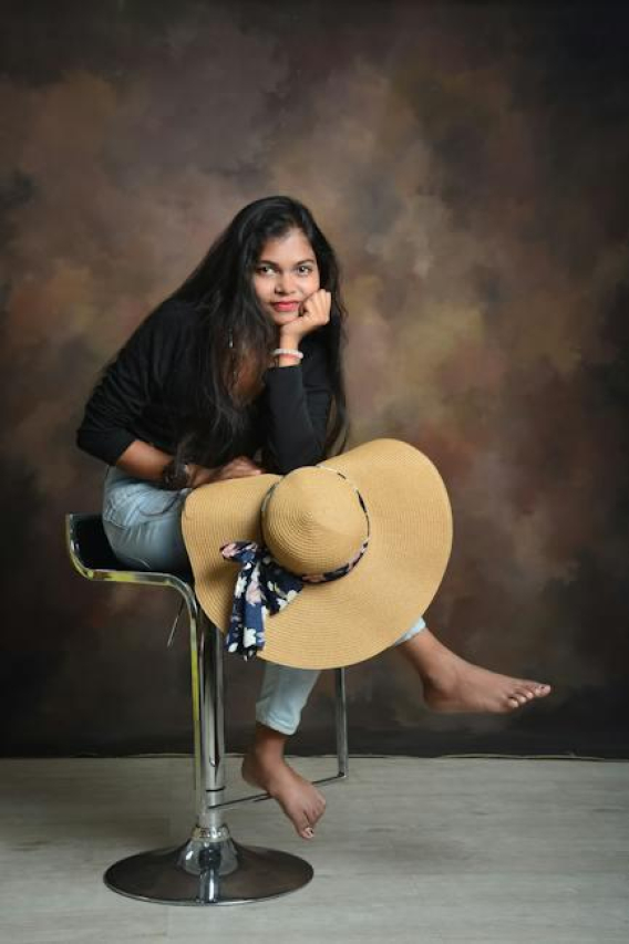 Amrit Kaur Height: How Her Statuesque Stature Impresses Fans