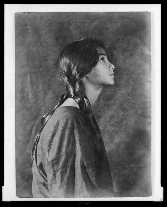 Grace Caroline Currey Height: A Biographical Insight