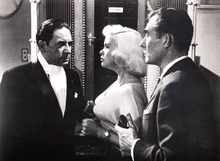 Celebrity Chef Roger Mooking’s Surprising Height Revealed