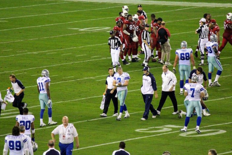 Who Is Jon Kitna Married To: A Look at his Personal Life
