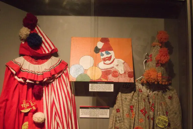 Inside John Wayne Gacy’s Notorious Home: A Biographical Look