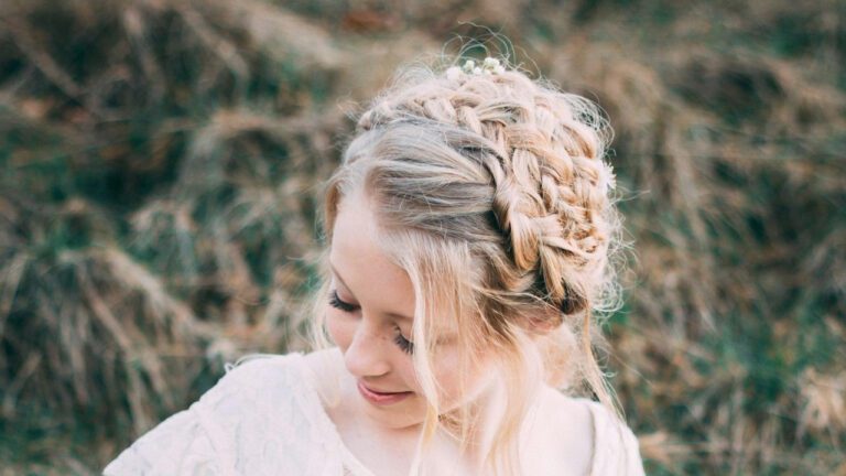 The Perfect Wednesday Dress: A Versatile Fashion Staple