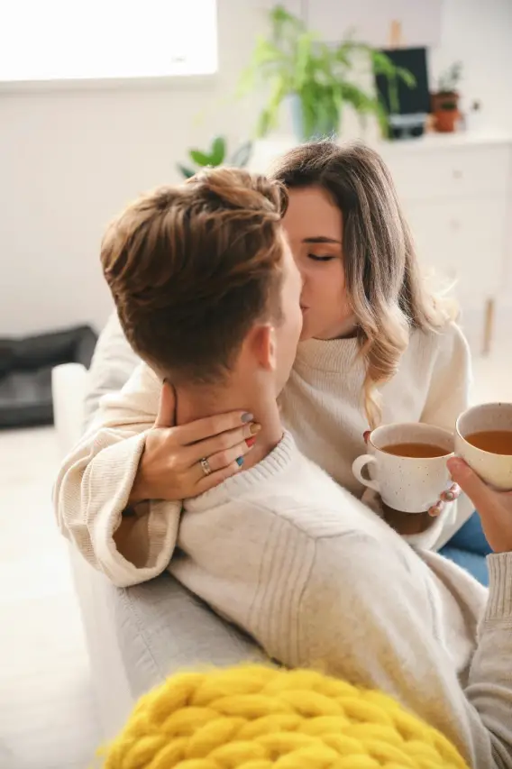 15 Signs You and Your Boyfriend Have Run Out of Things to Talk About