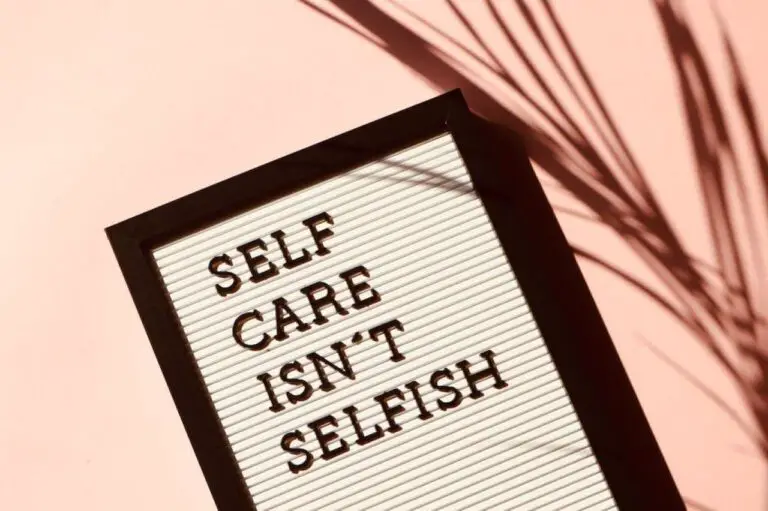 Discover the most irresistible short quotes for your crush!