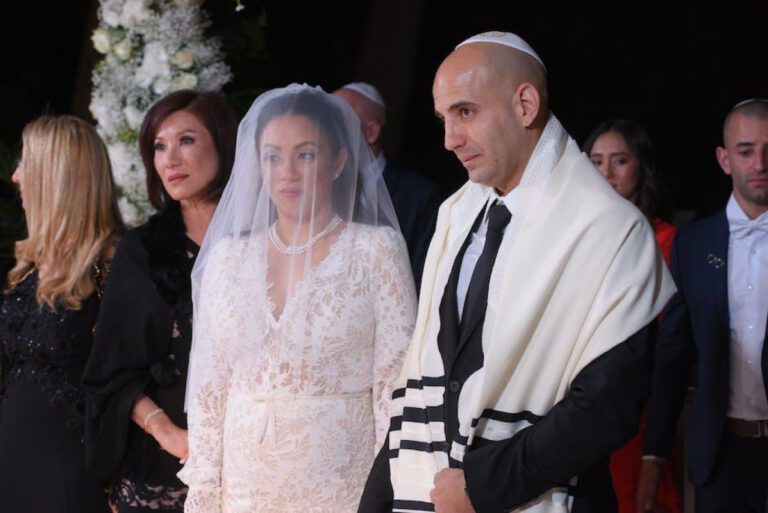 Smashing Tradition: The Meaning Behind the Breaking Glass in a Jewish Wedding