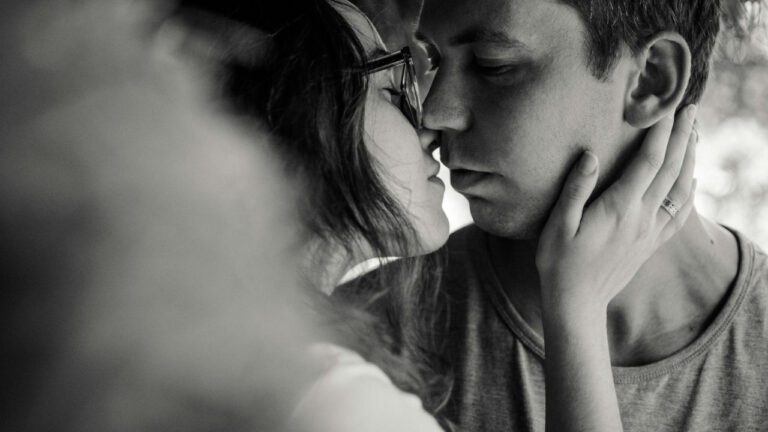 Romantic Getaways: How Much Should Your Dream Honeymoon Cost