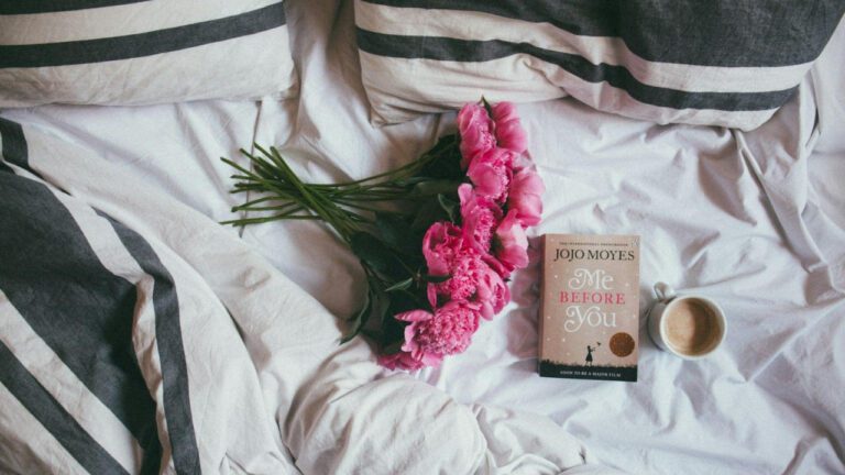 Feeling uninspired? Let these Thursday morning quotes and images lift your spirits!