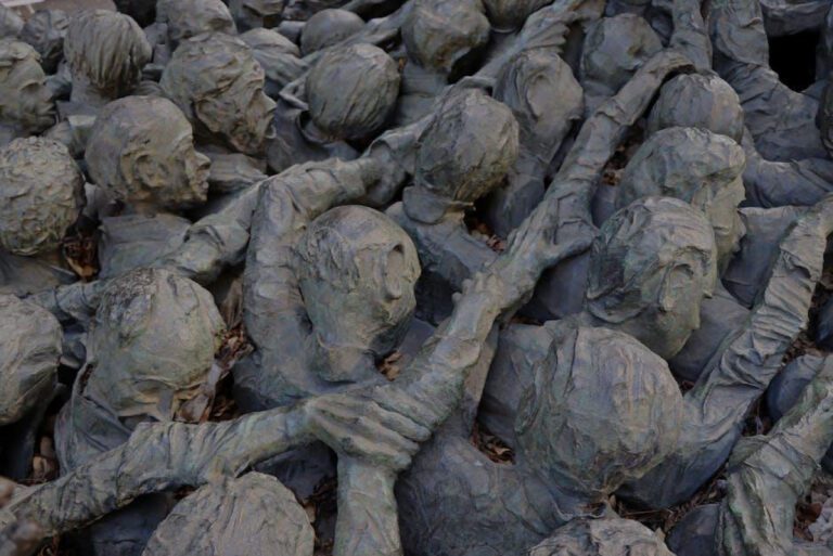 Uncover the Ultimate Art of War Quotes!