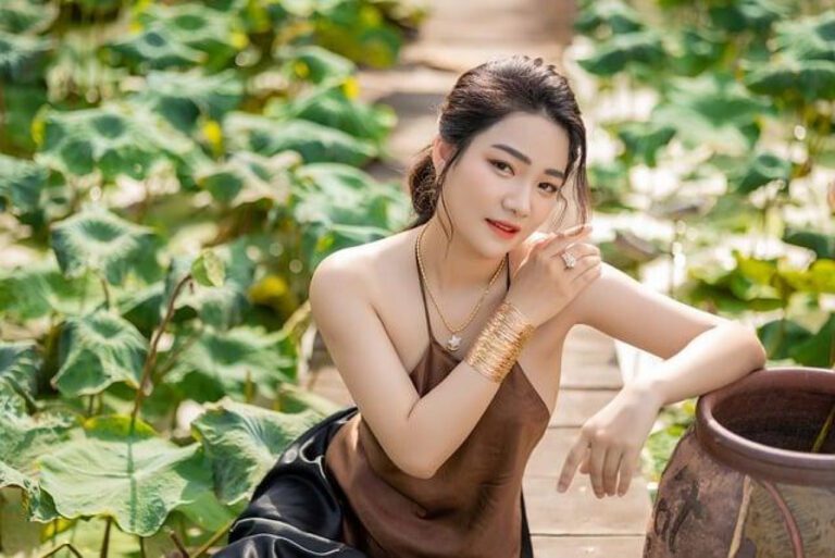 Exquisite Traditional Filipino Fashion: A Romantic Journey
