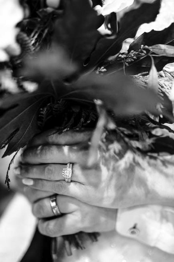 Dazzle on Your Big Day: Sparkling Men’s Wedding Rings with Diamonds