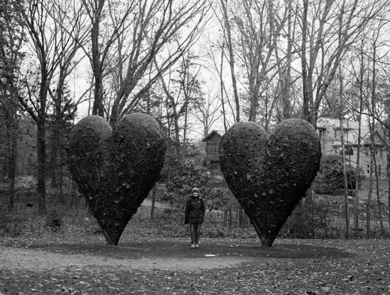 7 Tips to Avoid Falling in Love: A Practical Guide