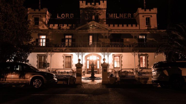 Analyzing the Benefits of Hourly Rate Hotels