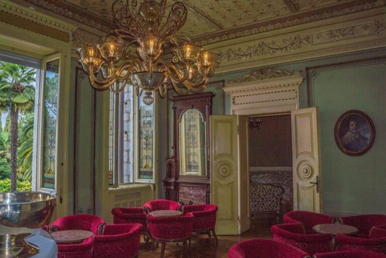 Exploring Love Hotels: Understanding this Unique Accommodation Option