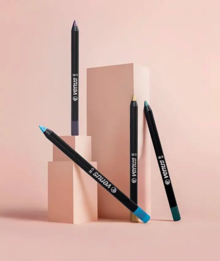 Expert Tips for Applying Eyeliner After 50