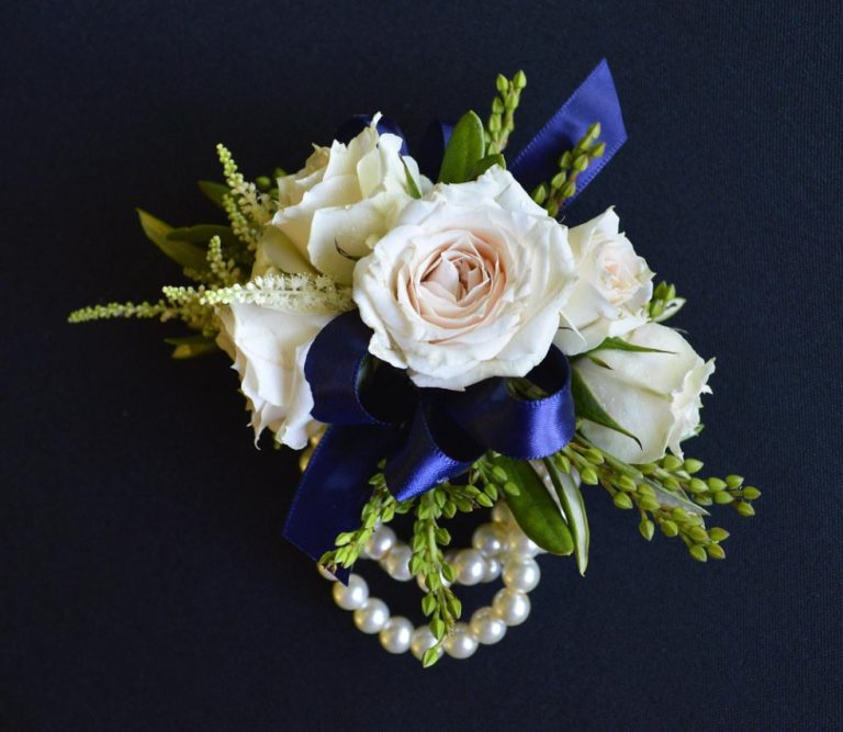 Add a Touch of Romance: Who Wears Corsage at Wedding