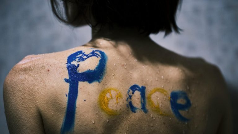 Exploring the Benefits of Vet Skin Glue