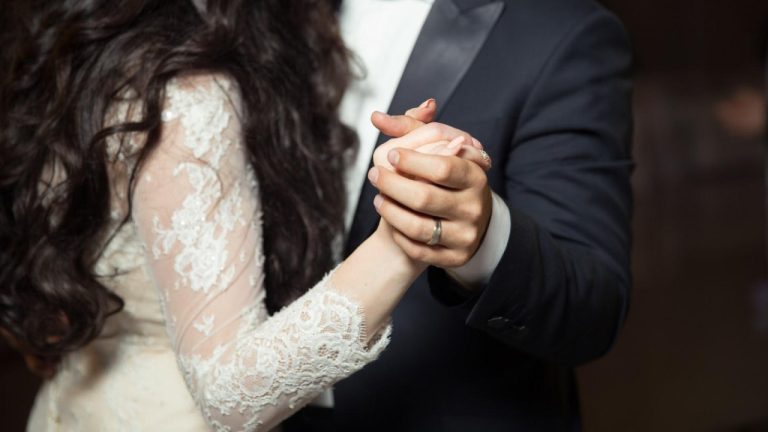 Unveiling the Enchanting Length of a Heartfelt Courthouse Wedding