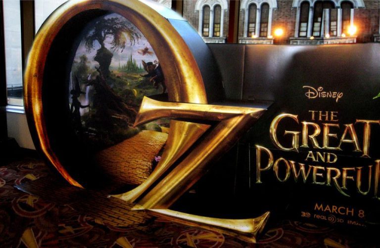 Discover the Heartbreaking Reason Why Oz Wasn’t in American Wedding