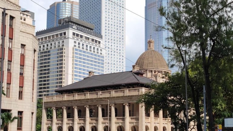 Discover the Surprisingly Affordable Cost of a Courthouse Wedding