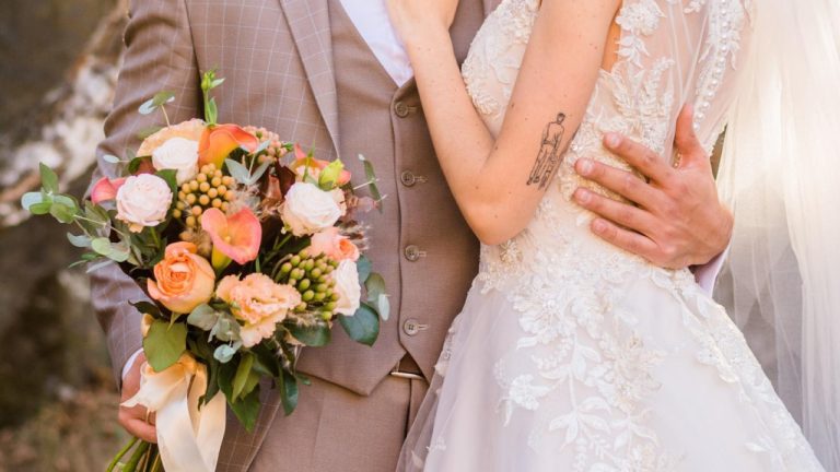 Wedding Thank You Card Wording for Absent Guests