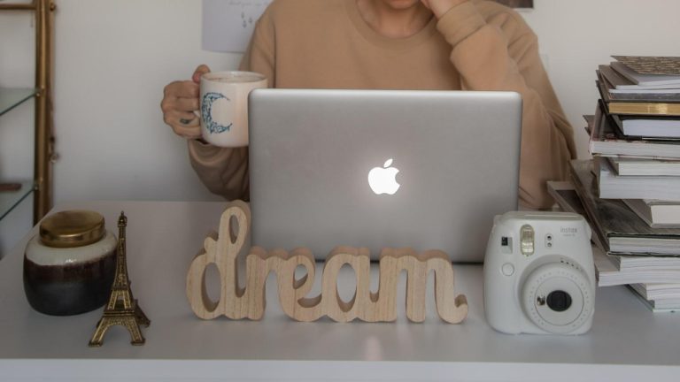 Your Guide to Oct 2024 Holidays: Best Destinations and Travel Tips