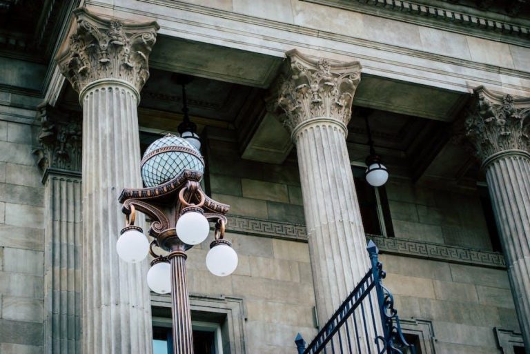 Ultimate Guide to Courthouse Wedding Scheduling